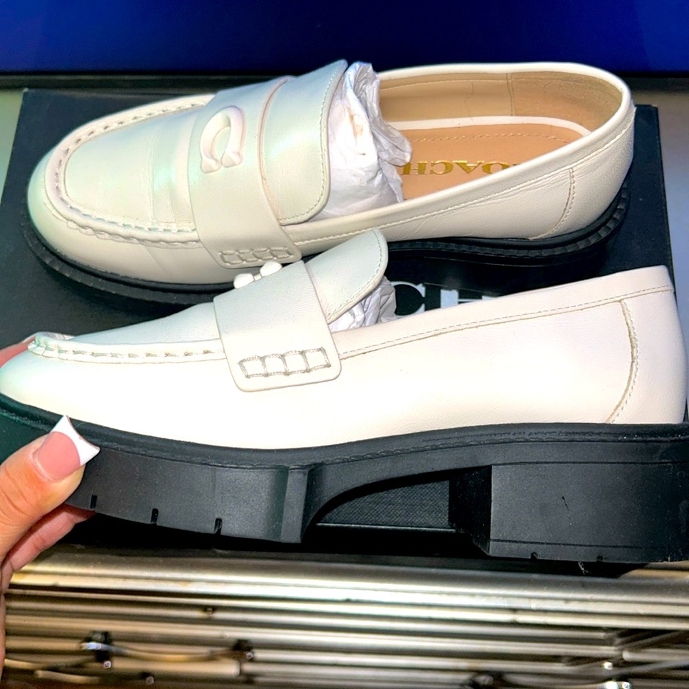 Coach Leah Loafer - Like New